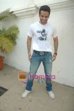 Tusshar Kapoor promote Shor in the City in Mumbai on 17th April 2011 (25).JPG